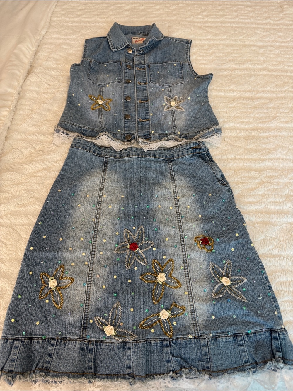 Girls Denim Two-Piece Skirt Set with Embroidered Flowers - Blue